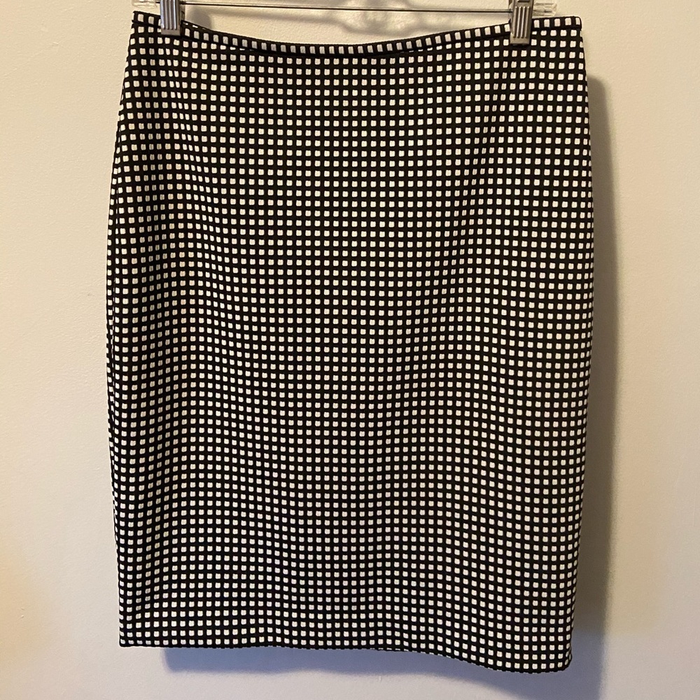 Black & White Pencil Skirt